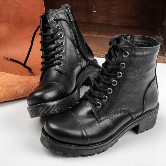 Women's Handmade Zipper and Lace up Geniune Leather Combat Boots | Save More