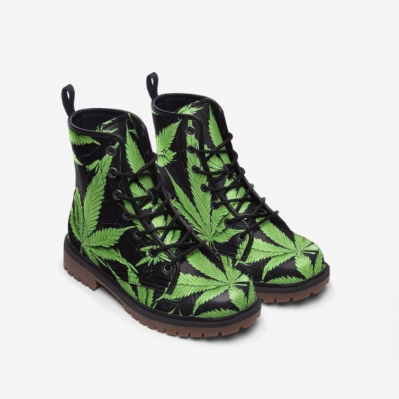 Men's Unisex Fit Marijuana Green Leaf Black Casual Leather | Save More